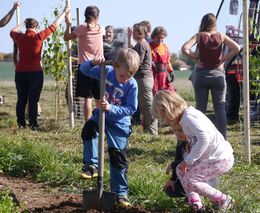 Jan Valeška z AMPI: Naším záměrem je přivádět lidi blíže ke krajině, v níž žijí a která je živí
