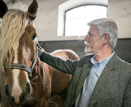 Sedláci se shodli. Babiš je pro ně zlo, jednoznačně podporují a volí Petra Pavla