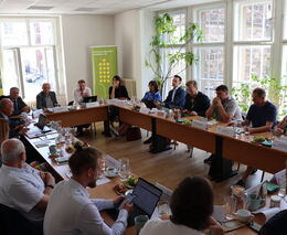 Kulatý stůl ASZ ČR a SOCR ČR: Sedláci i obchodní řetězce mohou spolupracovat