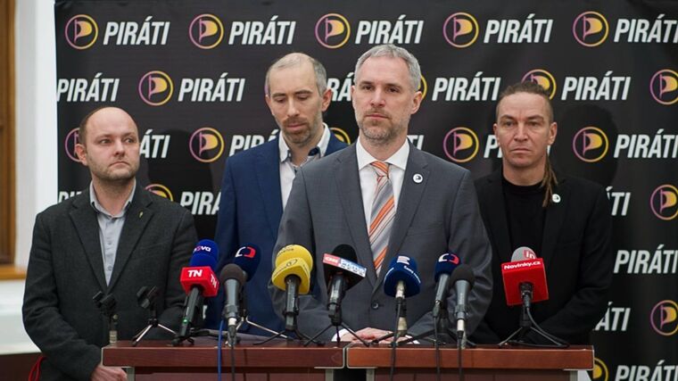 Asociace podpořila Piráty v podání trestního oznámení za nevymáhání dotací