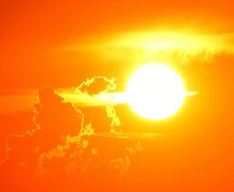 Nesnesitelné tropy, pak povodně. Zrychluje změna klimatu? Čeští vědci odpovídají a radí politikům