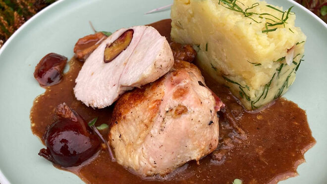 Restaurace a statek U Roubené studny