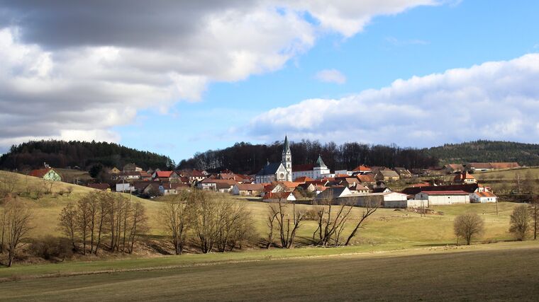Zemědělci mohou žádat o podporu v 6. kole projektových intervencí Rozvoje venkova