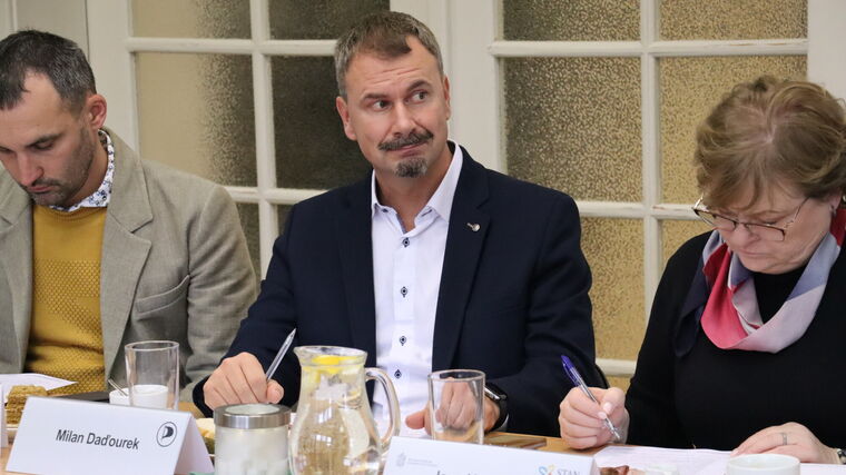 Novým politickým náměstkem ministra zemědělství je Pirát Milan Daďourek 