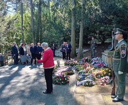 Pietní akt v pražském Motole připomněl oběti komunistických perzekucí