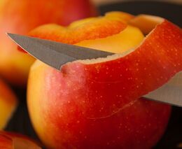 Místo 2 tun slupek budou sušenky. Takto české firmy dělají jídlo z odpadu