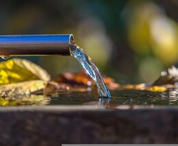 MŽP schválilo dalších 800 mil. Kč na projekty hospodaření s vodou či energiemi