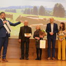 Martin Nejdl: Krávy s telaty na pastvě, mokřad, lipová alej, cesta ke kapličce, to je pro mě mír