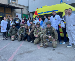 Prodlužujeme finanční sbírku na sanitky pro nemocnice v Chersonu na Ukrajině