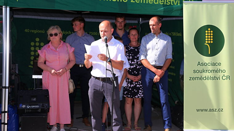 Projev předsedy ASZ ČR Jaroslava Šebka na Selských dožínkách ASZ ČR v Únanově 