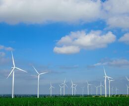 Proč se nestaví větrné elektrárny? Stavbu komplikují složité schvalovací procesy i obavy z hluku