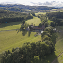 Pestrá krajina vzniká díky individuálnímu přístupu sedláků k místům, kde žijí a hospodaří