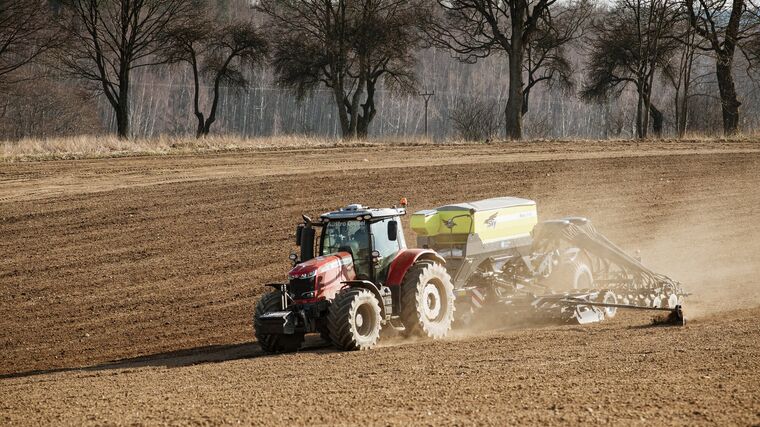 Zemědělská politika EU se má více zaměřit na podporu malých farmářů 