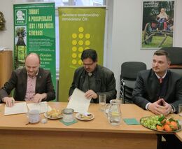 ASZ ČR a Sdružení vlastníků obecních, soukromých a církevních lesů v ČR (SVOL) podepsaly memorandum