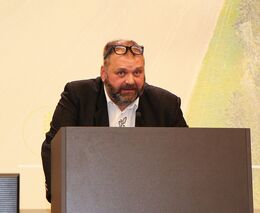 Pitek: Malí zemědělci ze sebe v pondělí udělali užitečné idioty. Jandejsek je označoval za parazity